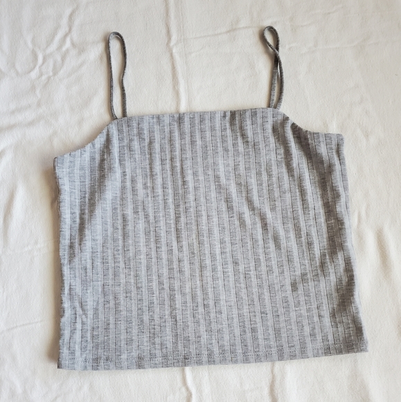 SO Heathered Gray Ribbed Spaghetti Strap Cami Crop Top Tank Juniors Size Large - Picture 1 of 4